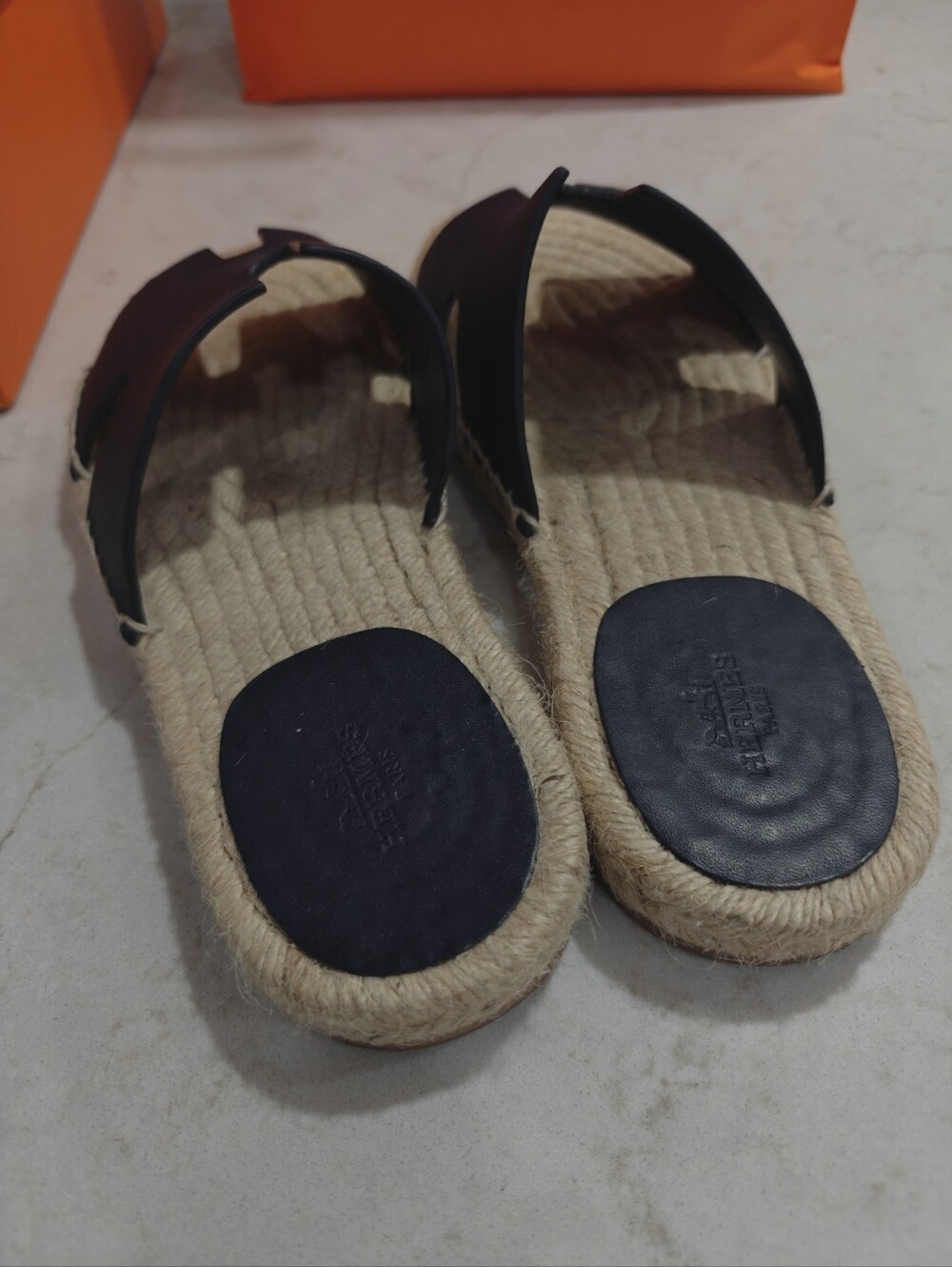 Hermes Flats Size 39 - Picture 3 of 4